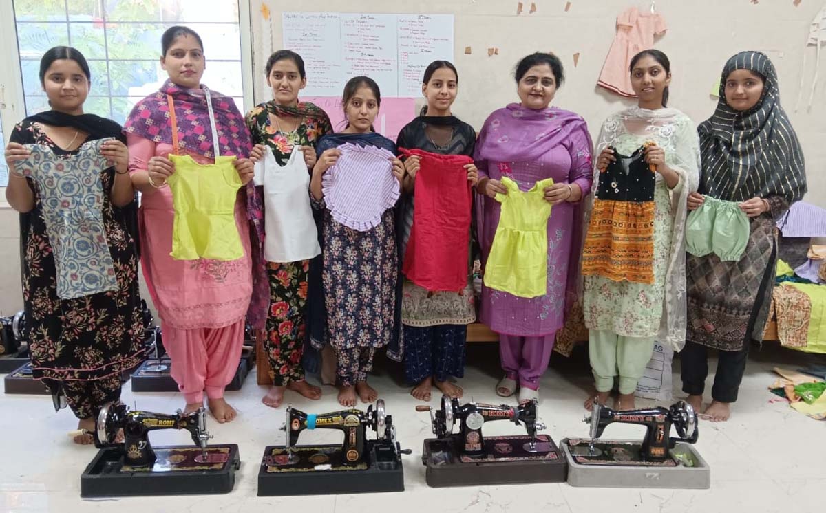 Awarded to the best sewing children
